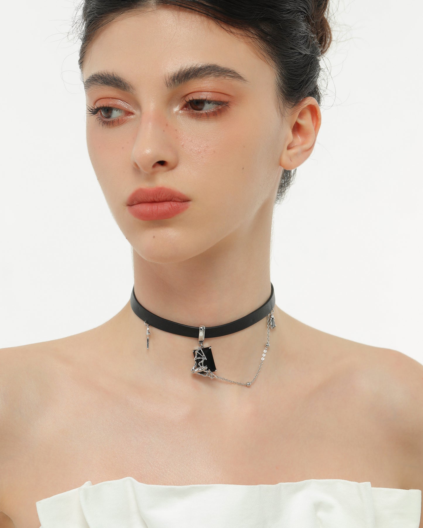 Twilight Bat Chocker