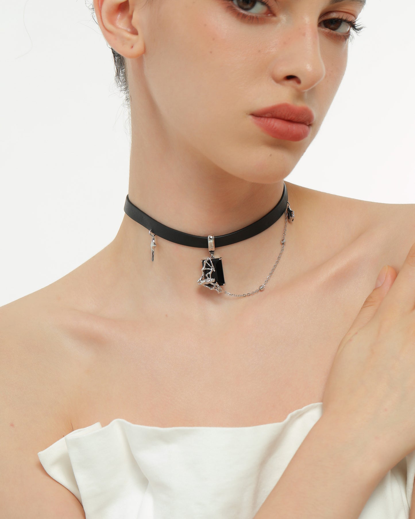 Twilight Bat Chocker