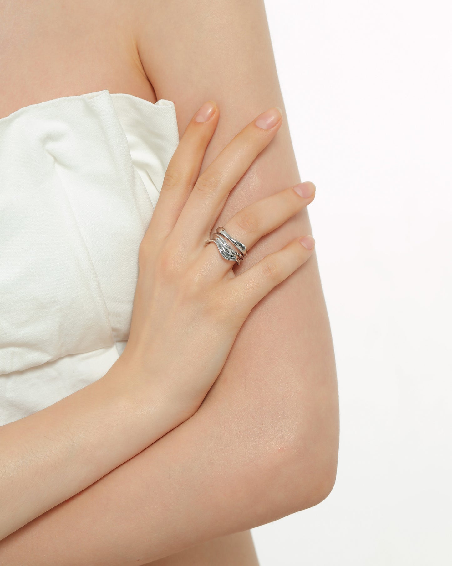 Wavy Band Ring