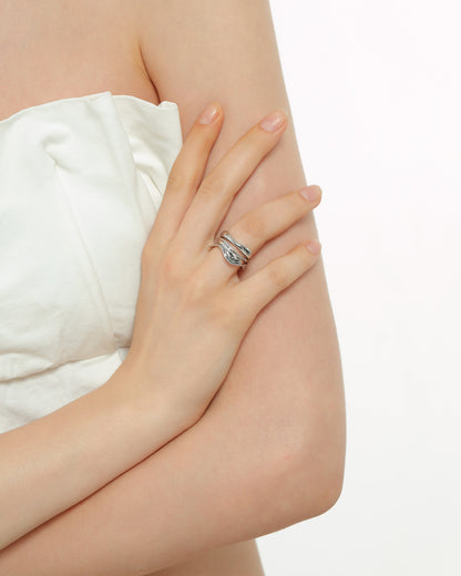 Wavy Band Ring